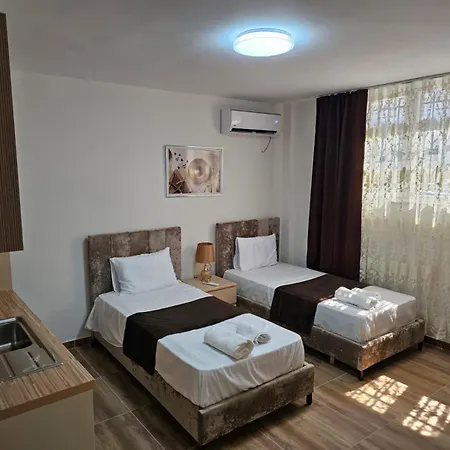 Appartement Cozy Centrally Located For Two 1, 10 Min Walk From Center *