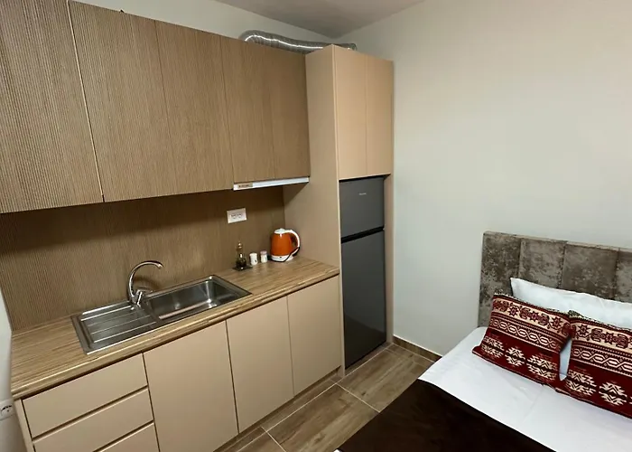 Cozy Centrally Located For Two 1, 10 Min Walk From Center 公寓 *