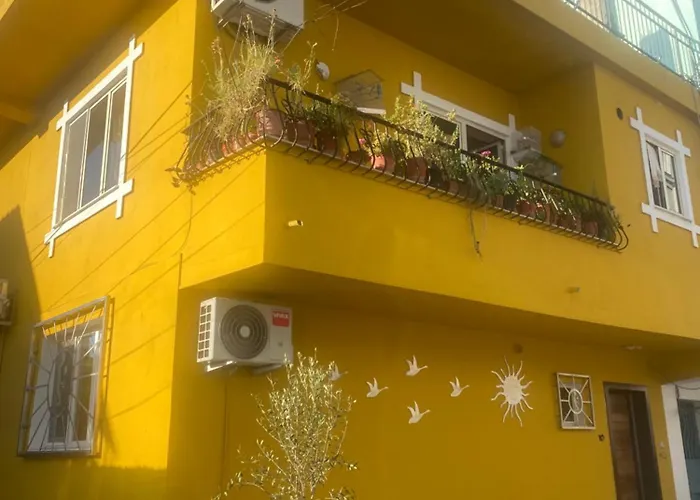 Cozy Centrally Located For Two 1, 10 Min Walk From Center 公寓 *